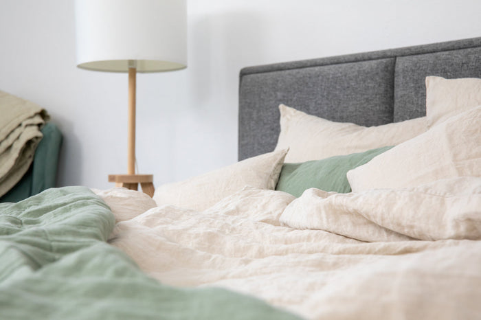 atmungsaktive leinen-bettwäsche in beige