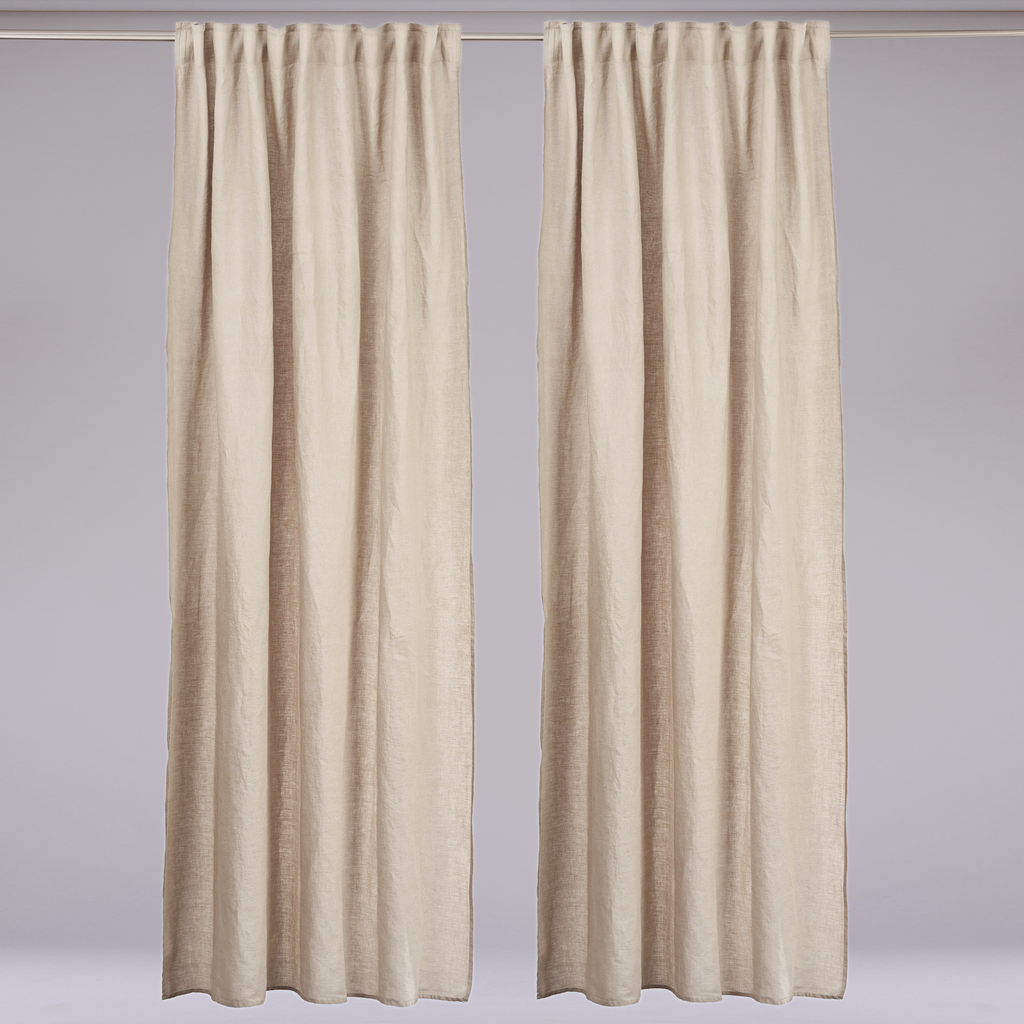 Leinen-Vorhang beige von LEINEREI - Premium Leinen, made in Europe. 100% gewaschenes Leinen mit Soft-Touch Finish.