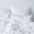 Leinen-Kopfkissen weiß von LEINEREI - Premium Leinen, made in Europe. 100% gewaschenes Leinen mit Soft-Touch Finish.
